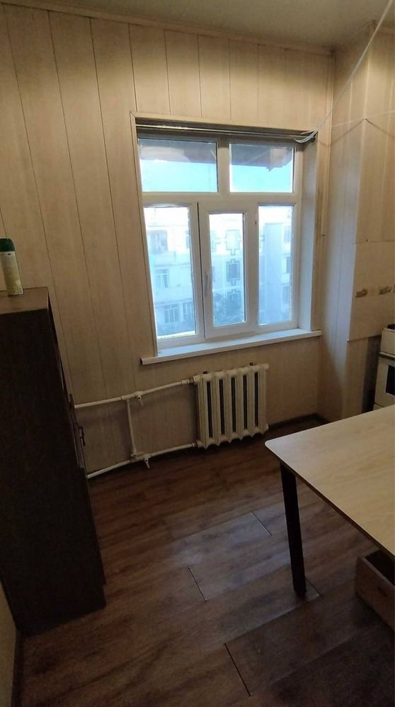 Код 353  Продается 1/5/5 ком квартира куйлюк массив 5