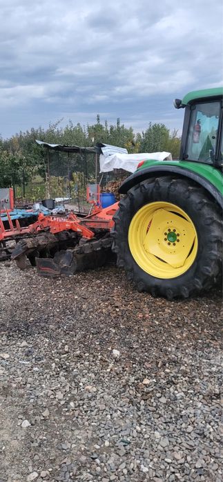 Vand grapa cu discuri