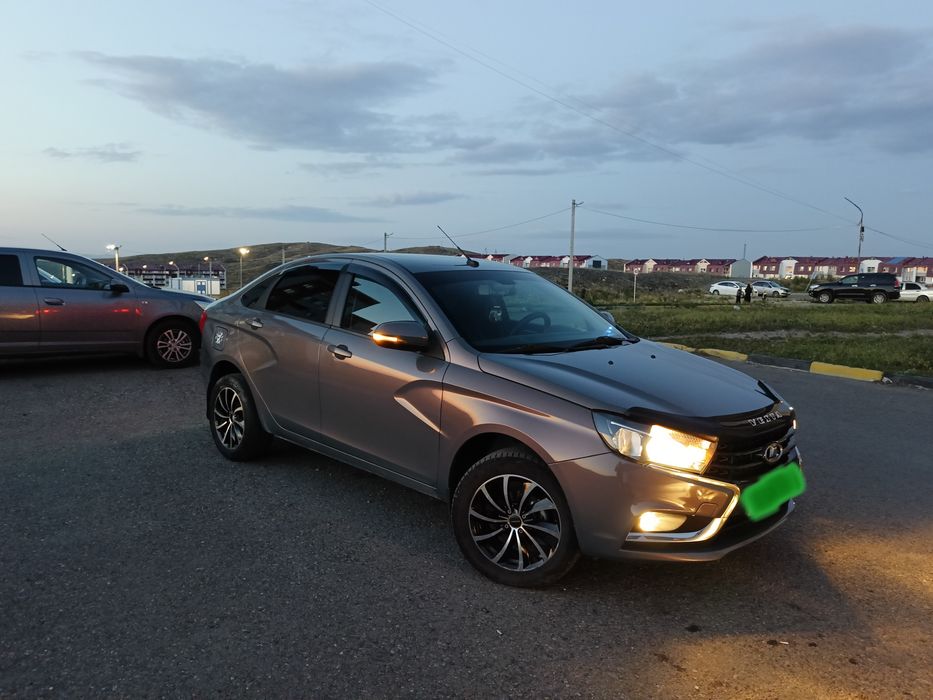 Продам машину  ЛАДА ВЕСТА 2017 выпуска