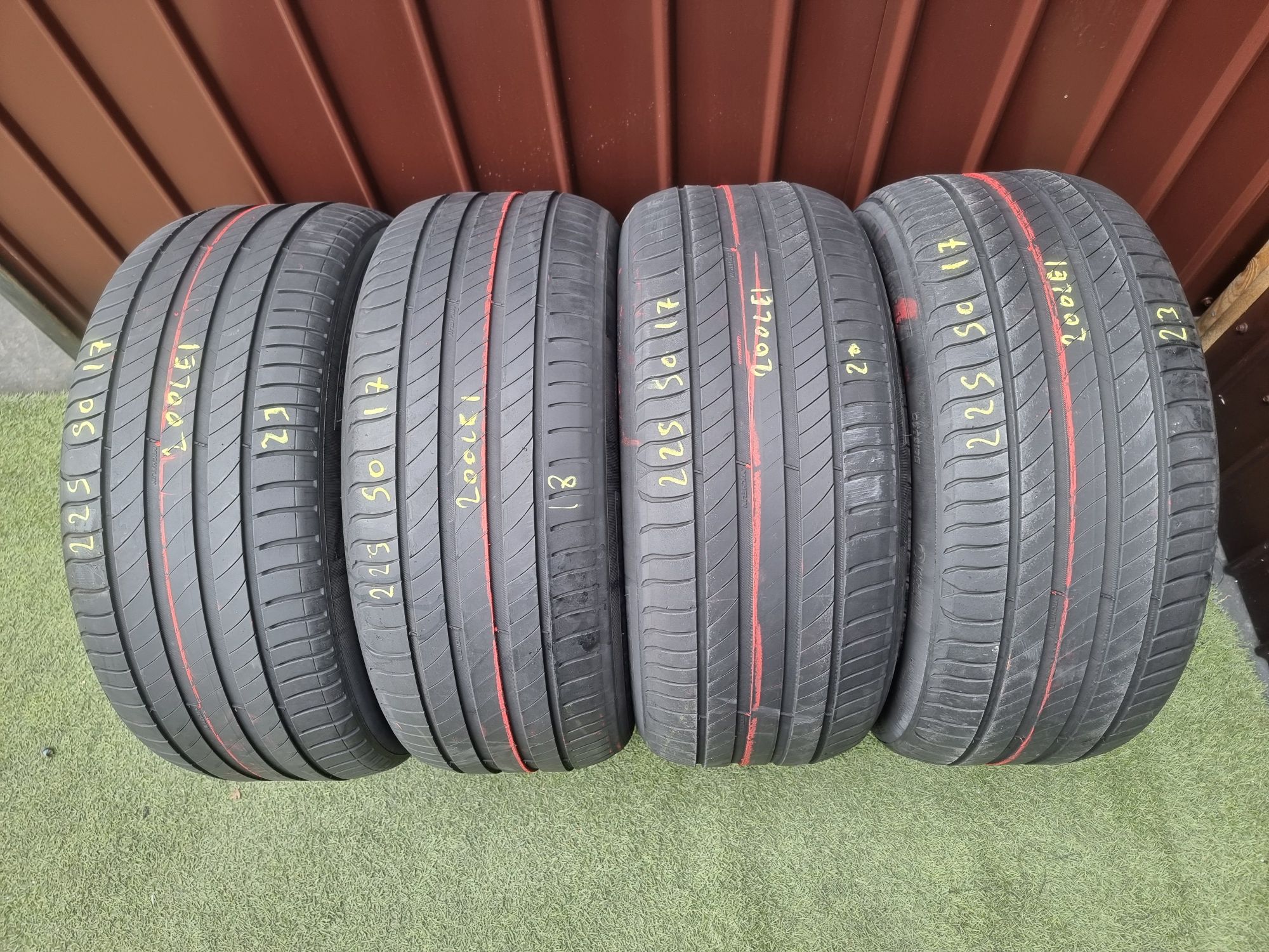 225.50.17 Michelin
