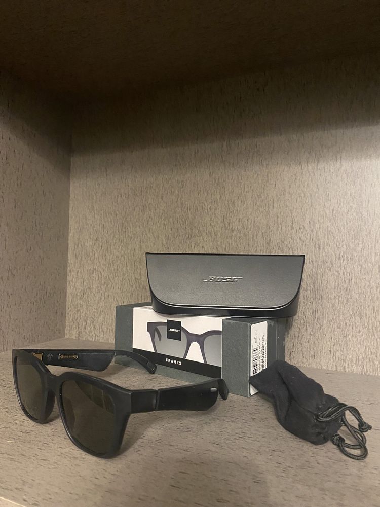 Bose Frames Alto солнцезащитные очки с встроенными динамиками и микроф
