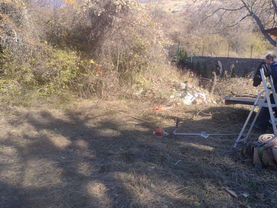 Почистване на дворове