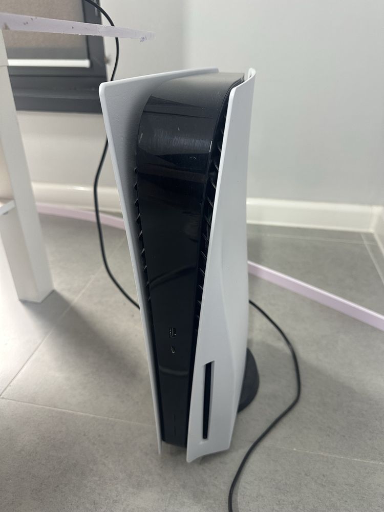 Ps 5 продаю срочно