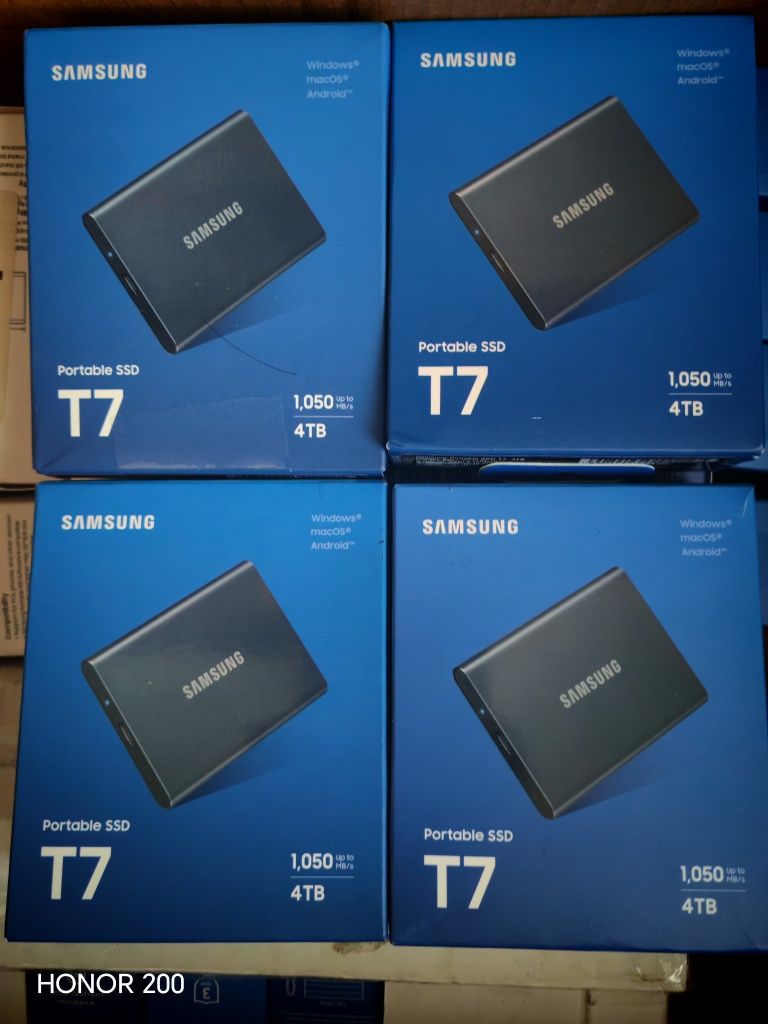 Samsung T7 4tb чехол сумочка в подарок