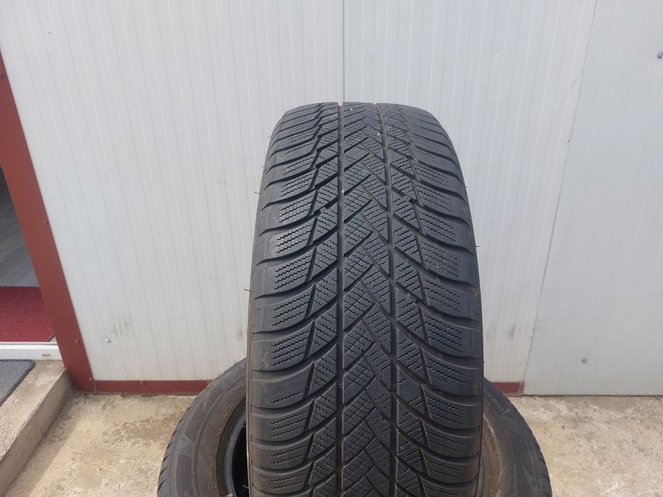 125 lei bucata! Set anvelope M+S/IARNA 225 60 17 Bridgestone dot 2019