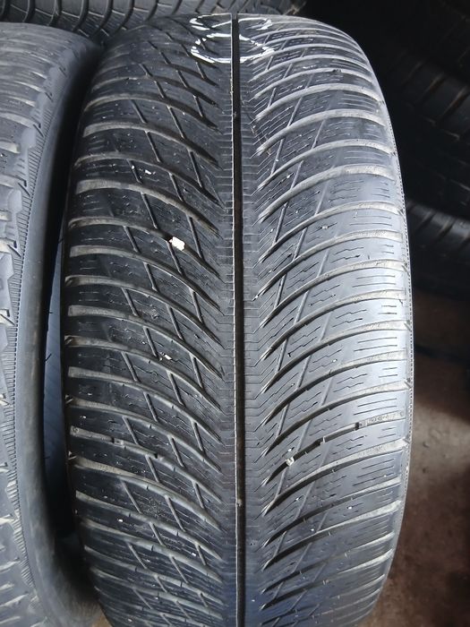 2 cauciucuri de iarna 235 50 r19 michelin