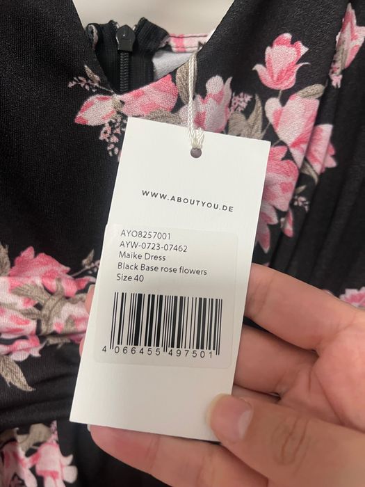 Rochie About You size 40 noua cu eticheta floral