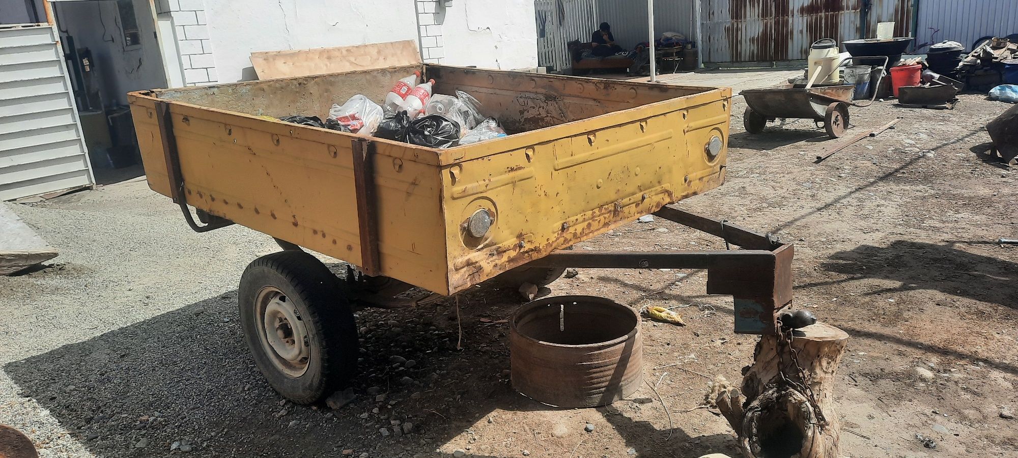 Продам срочно прицеп