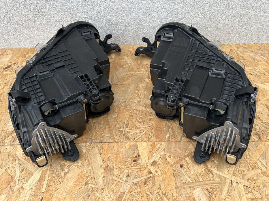 SET Far stanga dreapta VW T-ROC Facelift 2021-2024 Full LED Originale