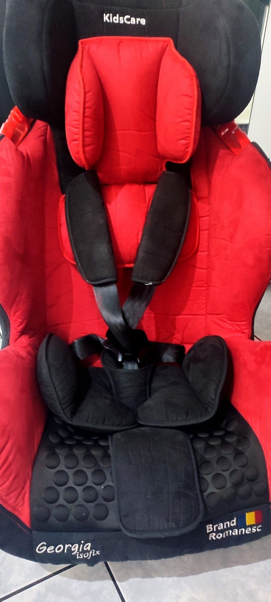 Scaun auto isofix impecabil 9-36kg