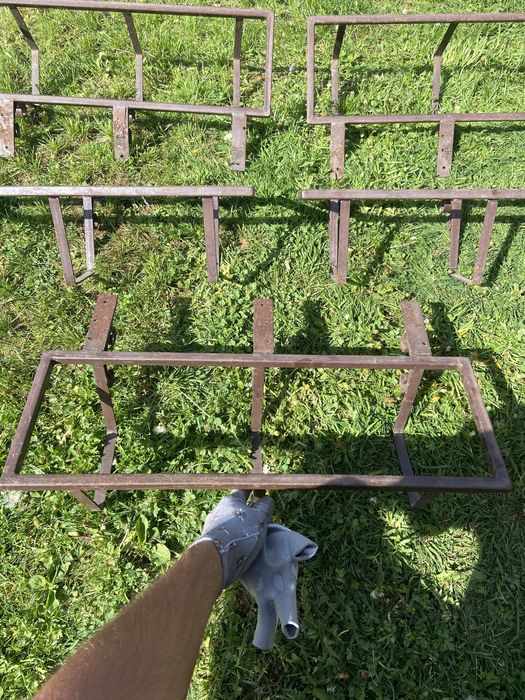 Suport pentru flori din fier forjat