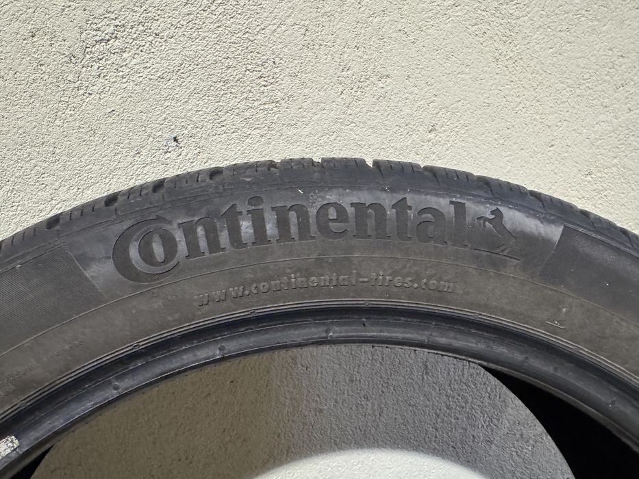 2 бр. гуми Continental 195/55/20 зимни