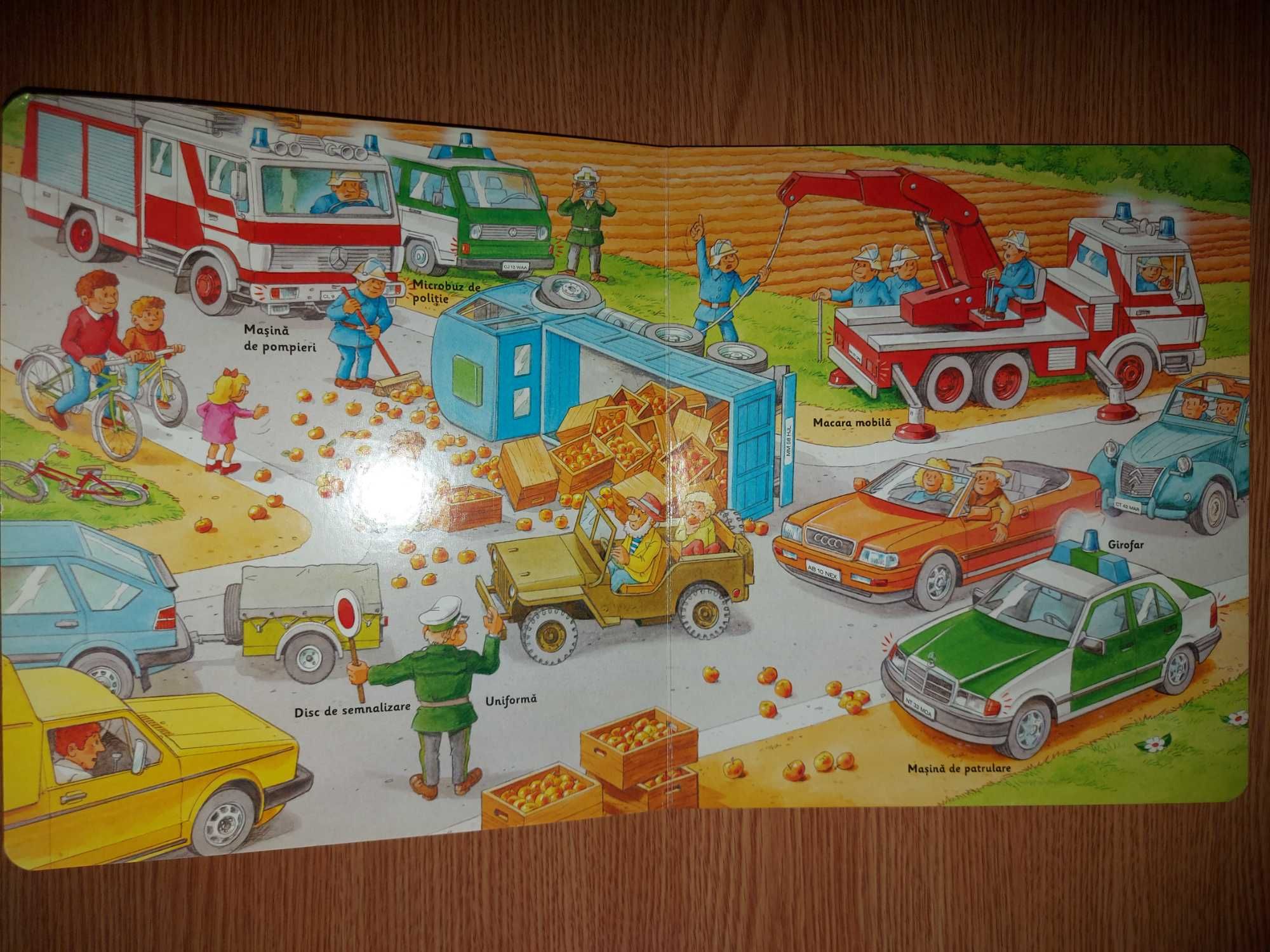 Carte pentru copii  -  Cartea mea colorata cu vehicule