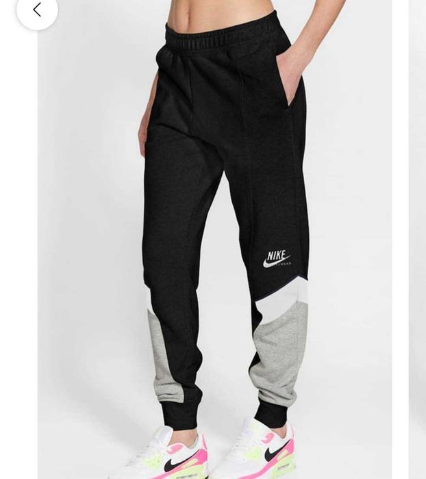 Ново дамско  долнище Nike