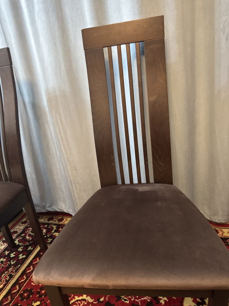 Стулья деревянные 5 штук