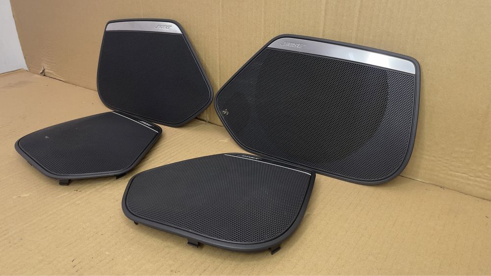 Решетки BOSE AUDI A7 4G