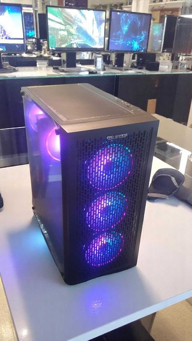 Calculator Gaming I7 Xeon, 10700, 32GB DDR4, RTX 3060 12GB DDR6, SSD