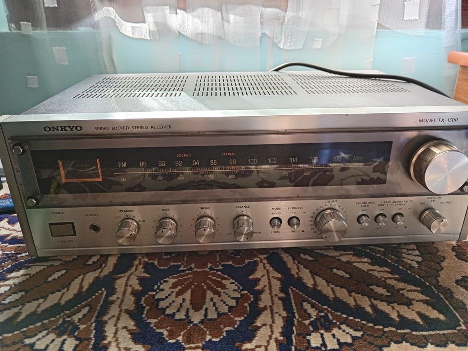 Amplituner Onkyo TX-1500