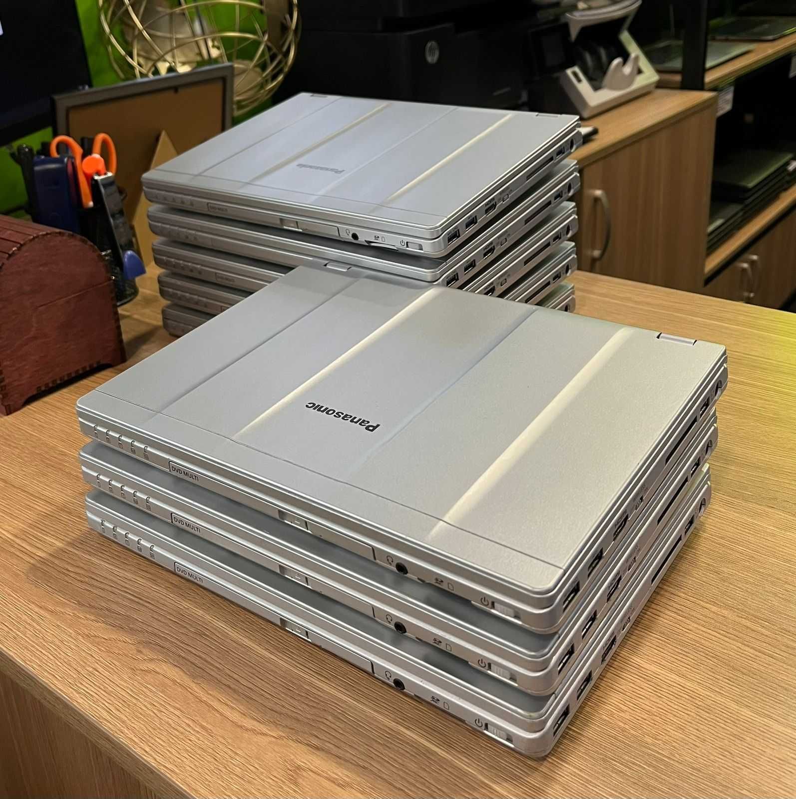 Ноутбук Panasonic Let'snote CF-SZ6 (Сore i5 -7200U 2,5/3,1 GHz 2/4).