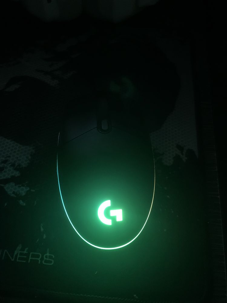 Продам игровую мышь logitech g102 торг