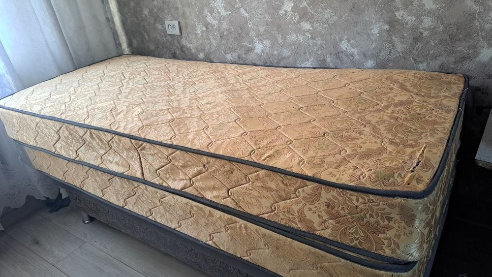 Матрас на кровать