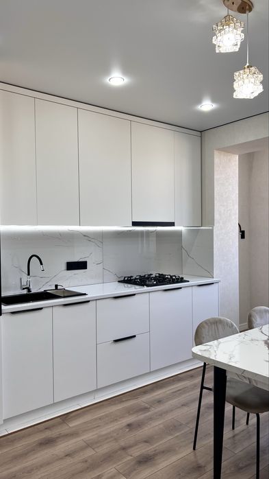 Продам квартиру 2 комн, 2 этаж