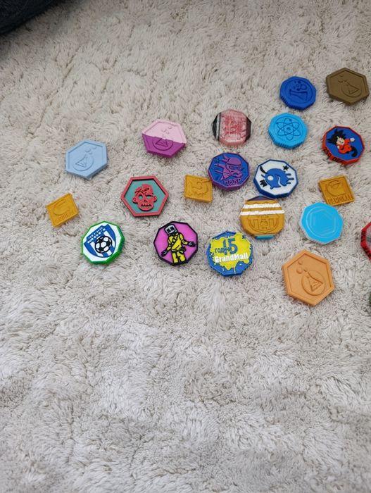 Продават се лаб койни , граф койни и химик койни