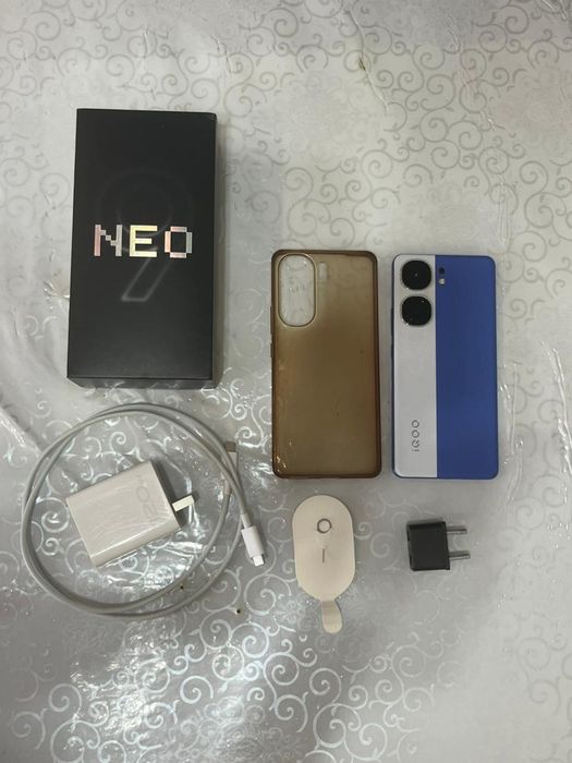 Iqoo neo 9s pro plus