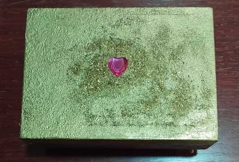 Cutie muzicală pentru bijuterii, suveniruri, cadou. Music box