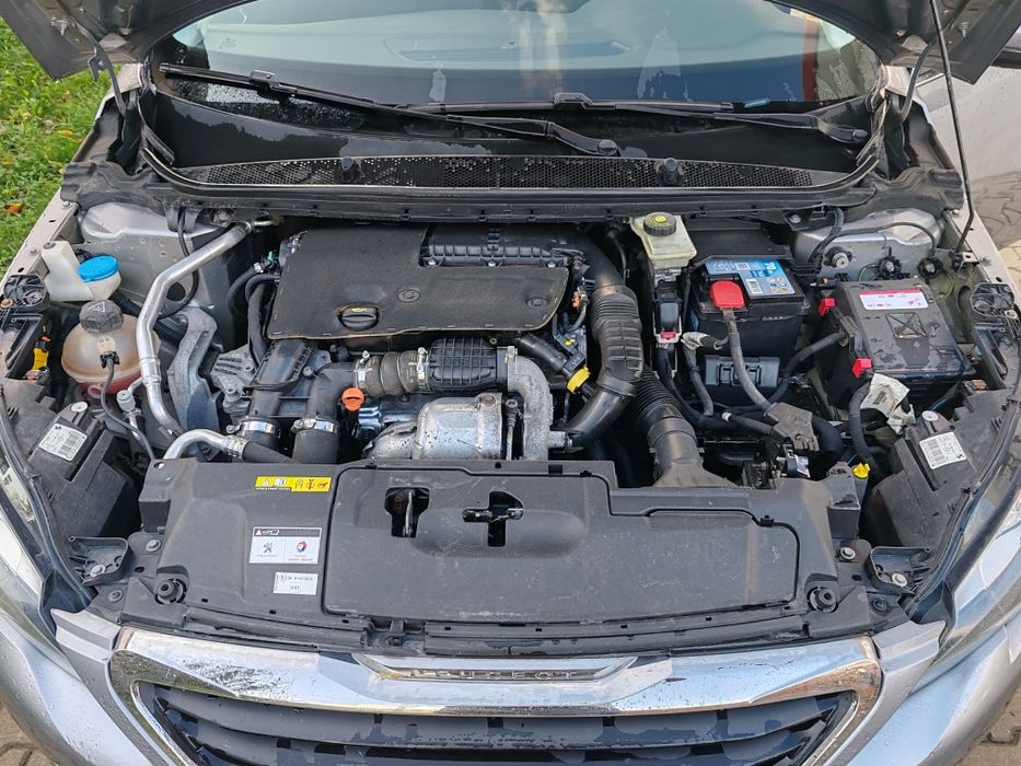 Vand Peugeot 308  an 2015