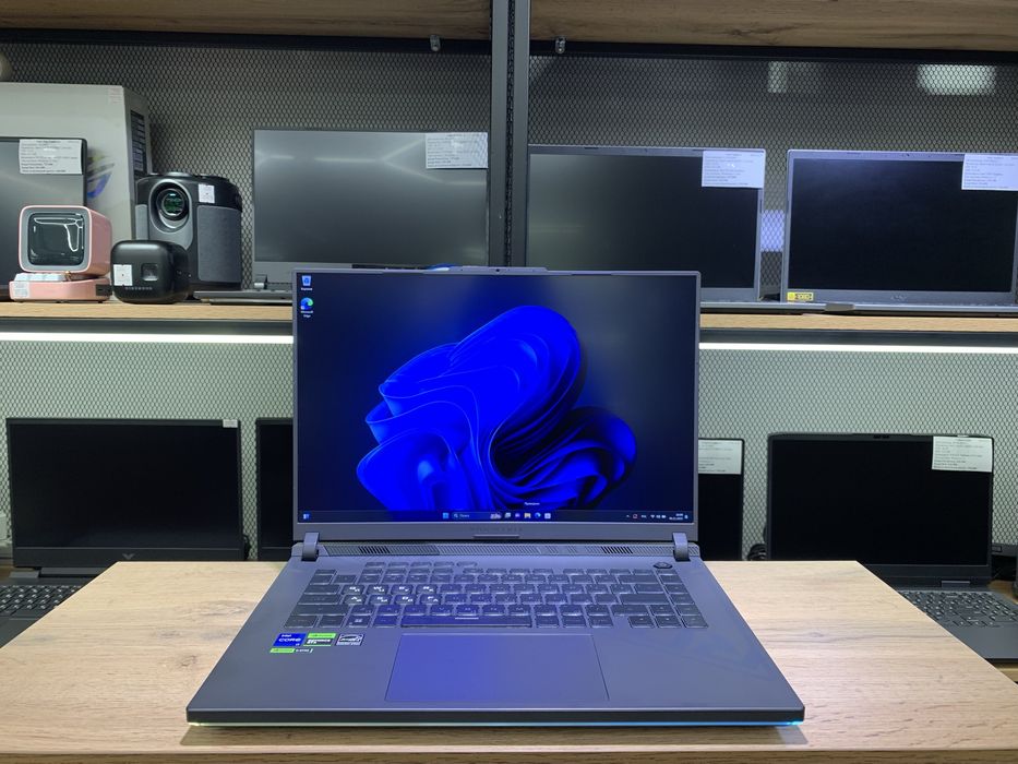Ноутбук Asus Rog Strix, Core i7-13650HX/16GB/SSD1TB/RTX4060, 1010/A10