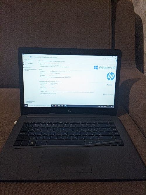 Ноутбук HP, в рабочем состоянии, подойдёт для студентов и для офиса.