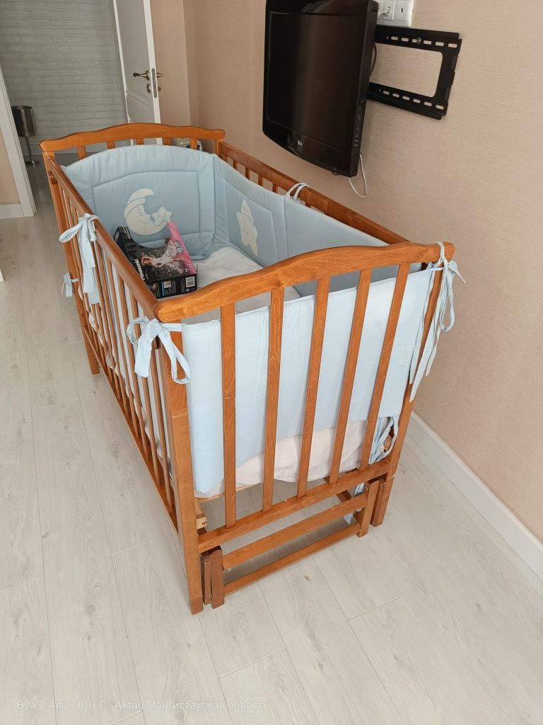 Продам детскую кровать