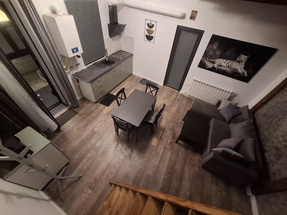 Garsoniera de închiriat