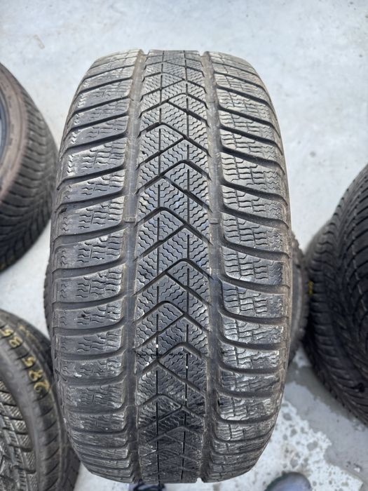 245 40 19 pirelli iarna m+s steluta runflat bmw