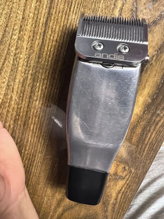Masina de tuns Andis