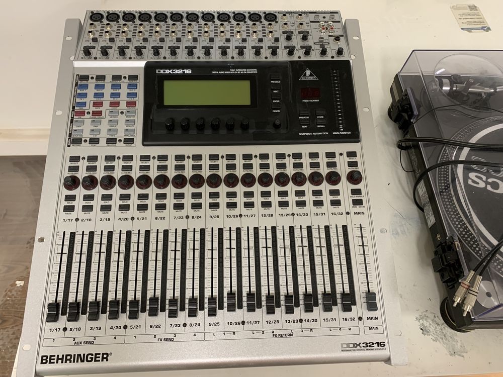 Behringer DDX 3216