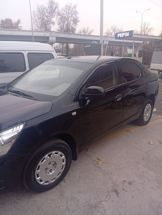 Продаётся автомобиль кобальт