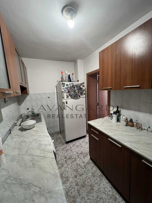 Продава се Тристаен апартамент в Пловдив, Център - 117 кв.м за 2436 €/кв.м - Снимка #8