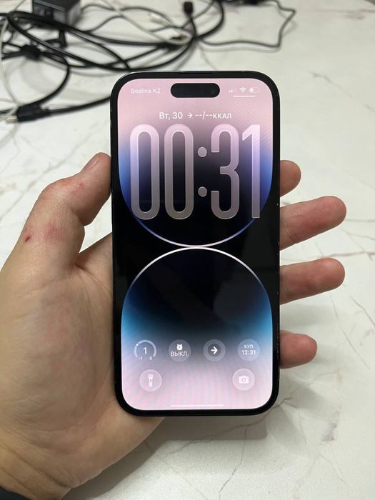 Iphone 14 pro черный цвет