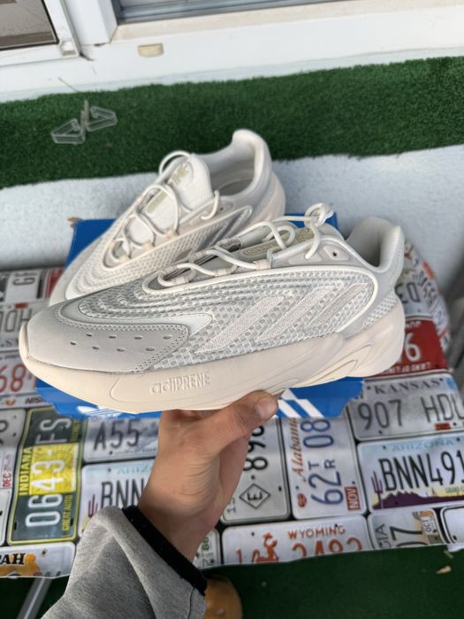 Adidas Originals Ozelia, чисто нови, 43 1/3