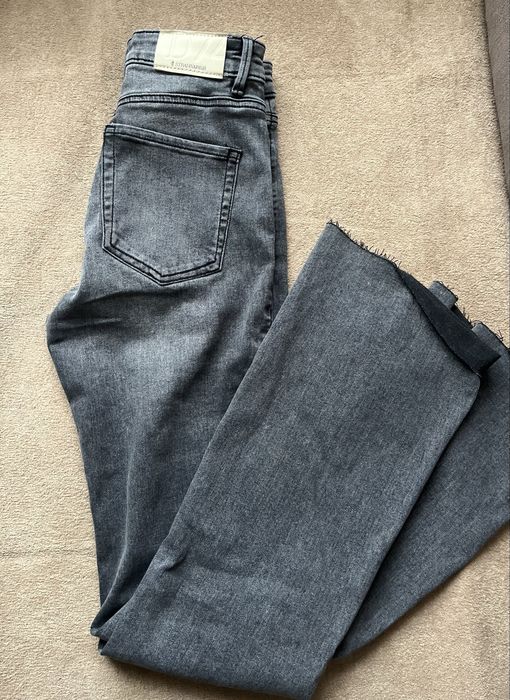 Дамски дънки D74 stradivarius