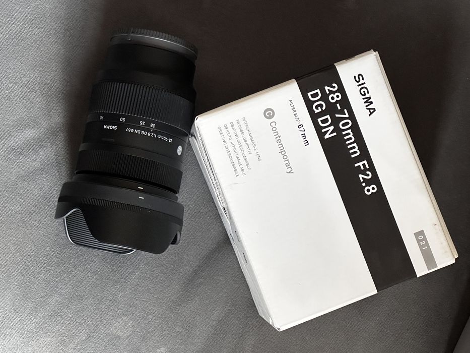 (Для сони)Sigma 28/70 f2.8