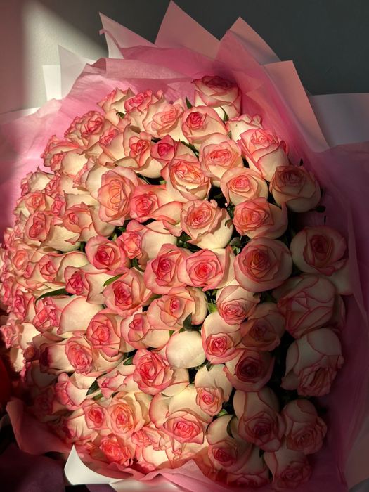 Күні кеше алынған гүл ………………………..