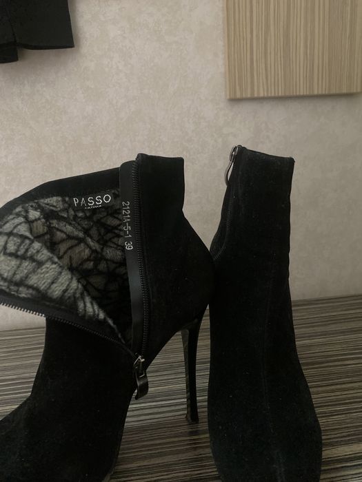 Ботильоны зимние на высоком каблуке и платформе