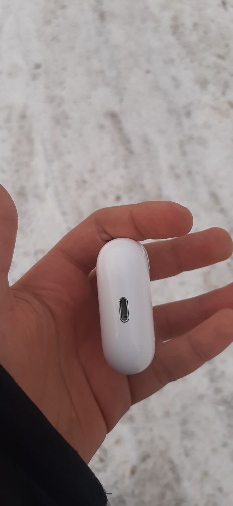 AirPods в идеальном состоянии