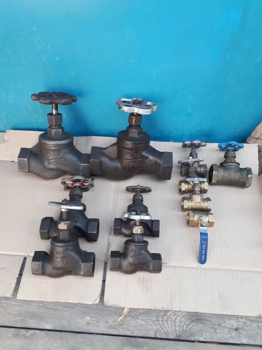 Краны чугунные и бронзовые