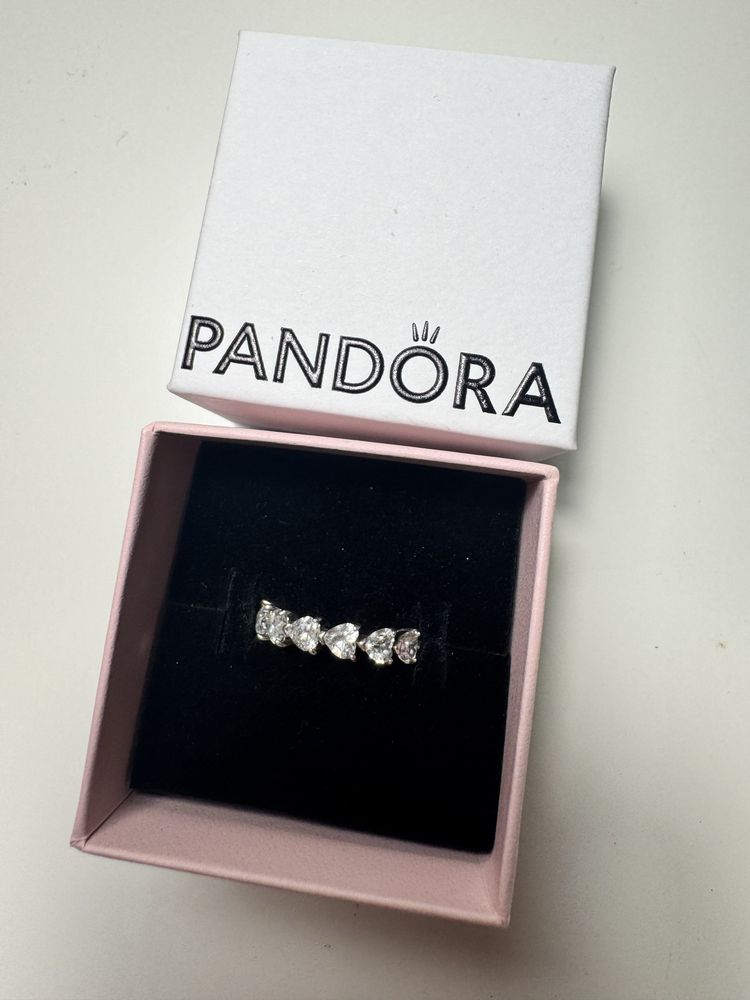 Пръстен Pandora с бележка за закупуване