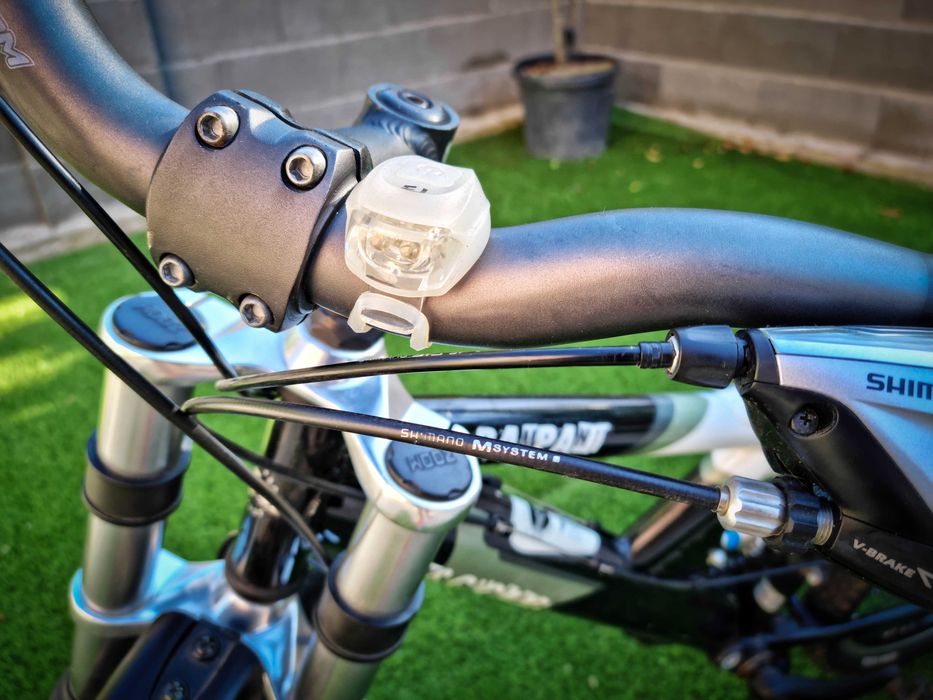 Bicicleta Full Suspension Downhill