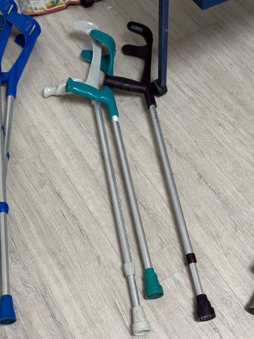 Carje Perechi Persoane dizabilitati Batrani Handicap-Stare F Buna-OK